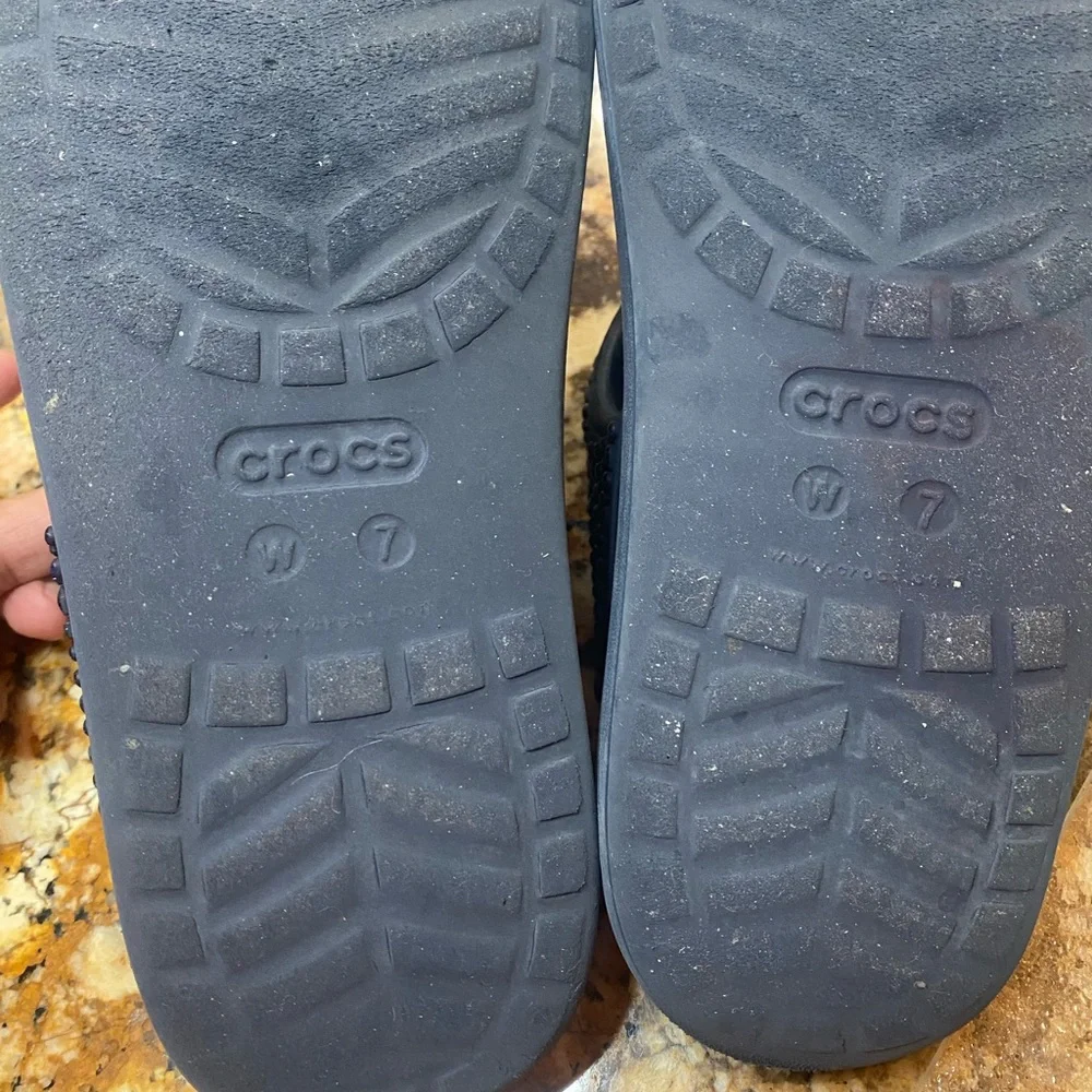 CROCS Sloane Embellished Flip Flop Navy Blue Sandals - Picture 6 of 9